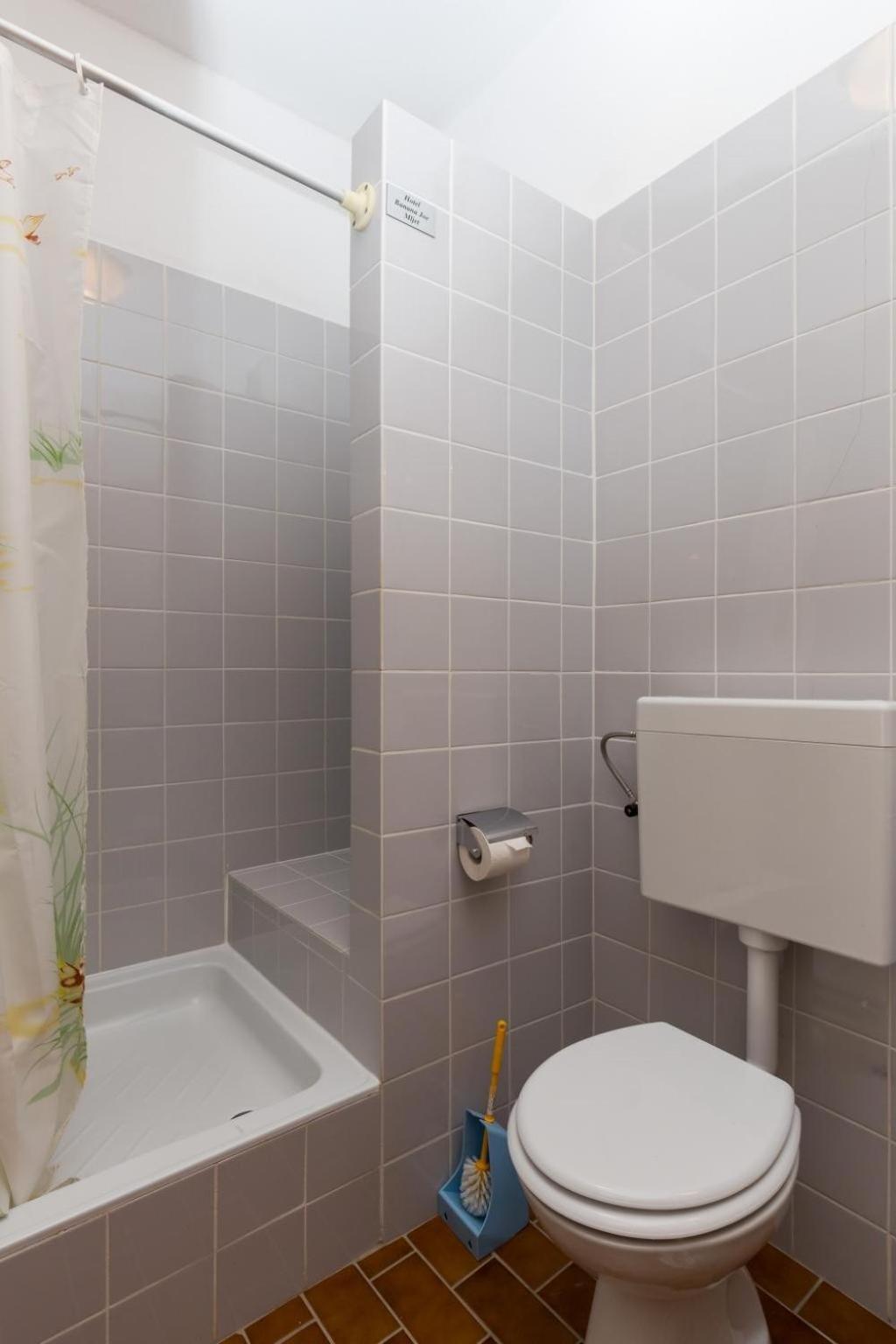 Rooms Villa Basica Saplunara Bilik gambar