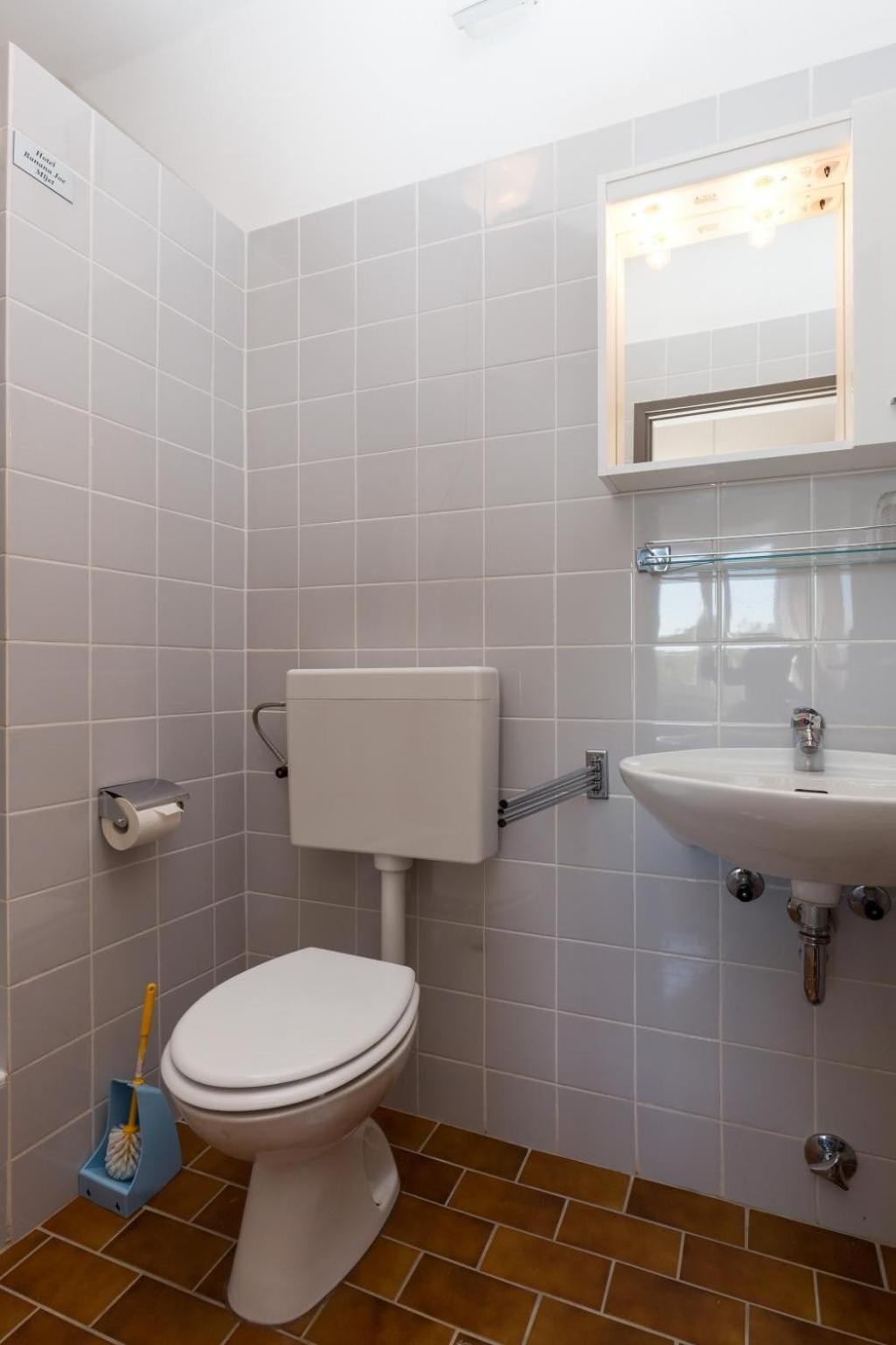 Rooms Villa Basica Saplunara Bilik gambar