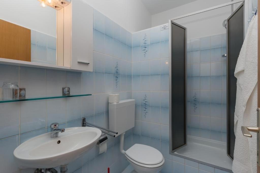 Rooms Villa Basica Saplunara Bilik gambar